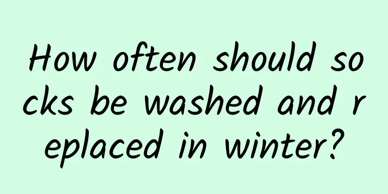 How often should socks be washed and replaced in winter?